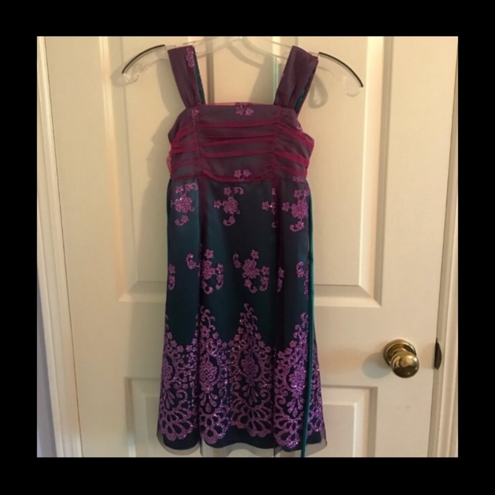 Kids Formal Dress Size 8, Sparkly